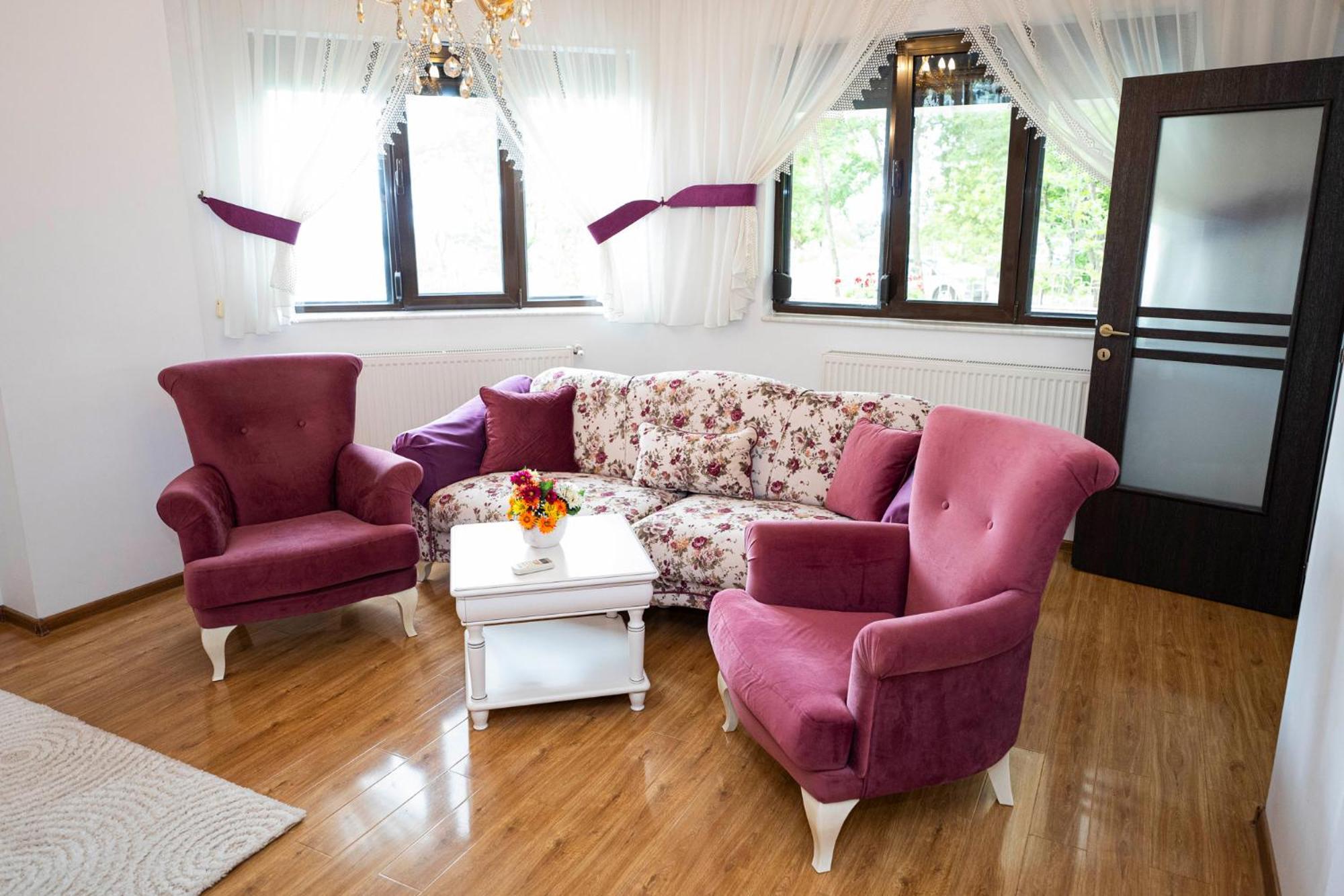 Noblesse Suite Galaţi Eksteriør bilde